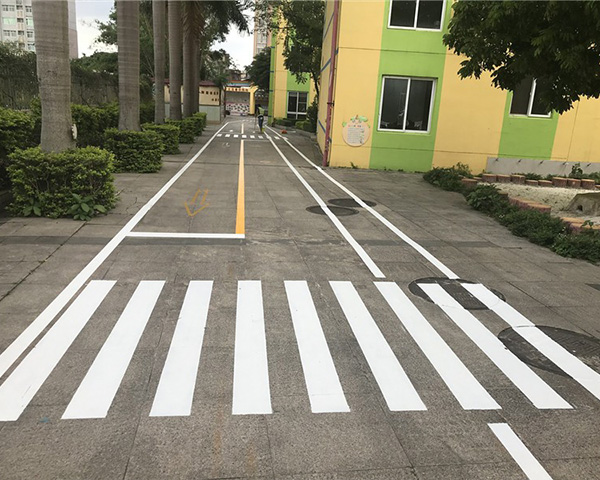 学校标线