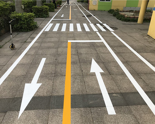 学校标线