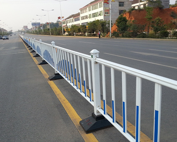道路护栏
